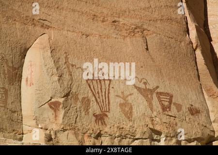 États-Unis, Utah, Canyonlands National Park, Horseshoe Canyon, Pictograph Panel, refuge Horseshoe Shelter, style Barrier Canyon Banque D'Images