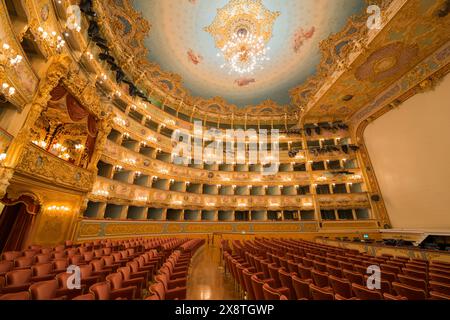 Magnifique Grand Théâtre la Fenice à Venise, Vénétie, Italie Banque D'Images