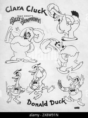 Feuille de personnage pour le dessin animé WALT DISNEY ORPHELIN'S BENEFIT 1934 avec CLARA CLUCK et DONALD DUCK dans sa première apparition dans un film avec MICKEY MOUSE Walt Disney Productions / United Artists Banque D'Images