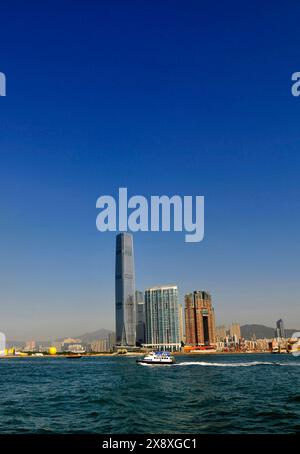 Une vue de la tour ICC à West Kowloon, Hong Kong. Banque D'Images