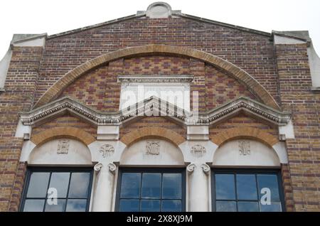 West Islington Branch Library, Bridgeman Road. islington. Londres, Royaume-Uni ; bibliothèque, livres ; bibliothèque publique; éducation ; belle architecture ; belle faca Banque D'Images