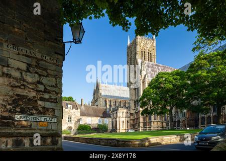 Matin de printemps à la cathédrale de Lincoln, Lincoln, Angleterre. Banque D'Images