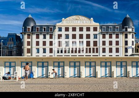 France, Normandie, Calvados, Côte fleurie, Trouville sur mer, palais de Trouville Banque D'Images