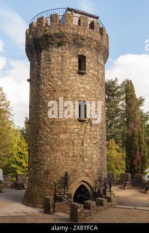 République d'Irlande, comté de Wicklow, Enniskerry, Powerscourt House and Gardens, Pepperpot Tower construit en 1911 Banque D'Images