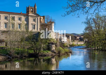 France, haute Loire, Lavoute Chilhac, labellisé les plus Beaux villages de France (les plus beaux villages de France), Prieuré Sainte Croix dans le b Banque D'Images