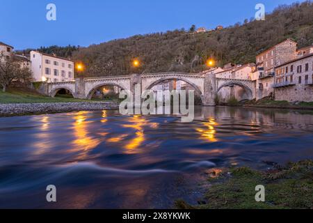 France, haute Loire, Lavoute Chilhac, labellisé les plus Beaux villages de France (les plus beaux villages de France), le village et la bri médiévale Banque D'Images