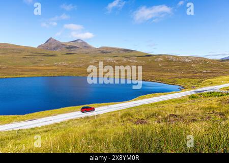 Royaume-Uni, Écosse, Highland, Sutherland, réserve naturelle nationale de Knockan Crag, route A835 près de Loch Lochan an AIS Banque D'Images