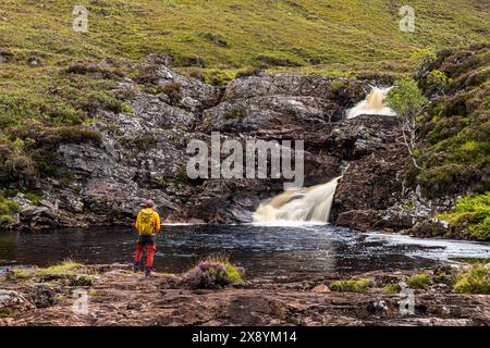 Royaume-Uni, Écosse, Highlands, Côte Nord, Wester Ross, Garve, série de cascades sur la rivière Dundonnell Banque D'Images