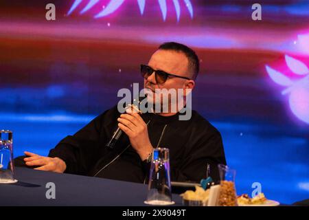 Naples, Italie. 27 mai 2024. Gigi D'alessio, le célèbre chanteur et compositeur italien, intervient lors de la conférence de presse 'Gigi uno come te'. (Photo Francesco Cigliano/SOPA images/SIPA USA) crédit : SIPA USA/Alamy Live News Banque D'Images