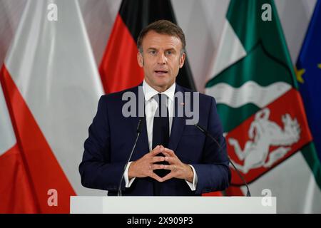 Verleihung Internationaler Preis des Westfaelischen Friedens 2024 Emmanuel Macron BEI seiner Dankresrede nach der Verleihung des westfaelischen Friedenspreis 2024, Muenster, 28.05.2024 Muenster Nordrhein-Westfalen Deutschland *** remise du Prix international de la paix de Westphalie 2024 Emmanuel Macron lors de son discours de la remise du Prix de la paix de la Westphalie 2024, Muenster, 28 05 2024 Muenster Rhénanie du Nord-Westphalie Allemagne Banque D'Images