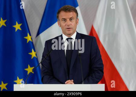Verleihung Internationaler Preis des Westfaelischen Friedens 2024 Emmanuel Macron BEI seiner Dankresrede nach der Verleihung des westfaelischen Friedenspreis 2024, Muenster, 28.05.2024 Muenster Nordrhein-Westfalen Deutschland *** remise du Prix international de la paix de Westphalie 2024 Emmanuel Macron lors de son discours de la remise du Prix de la paix de la Westphalie 2024, Muenster, 28 05 2024 Muenster Rhénanie du Nord-Westphalie Allemagne Banque D'Images