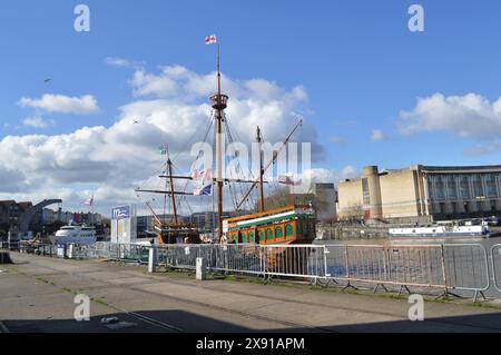 Le Matthew Sailing Ship dans le port de Bristol. 26 février 2024. Banque D'Images