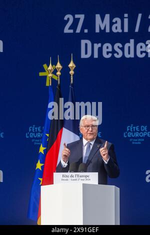 Le président français Emmanuel Macron visite la République fédérale d'Allemagne à l'invitation du président fédéral Frank-Walter Steinmeier et s'arrête Banque D'Images