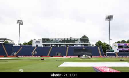 Cardiff, Royaume-Uni. 28 mai 2024. Vue générale de l'intérieur de Sophia Gardens lors du 3e match Vitality IT20 entre l'Angleterre et le Pakistan à Sophia Gardens, Cardiff, Royaume-Uni le 28 mai 2024. Photo de Stuart Leggett. Utilisation éditoriale uniquement, licence requise pour une utilisation commerciale. Aucune utilisation dans les Paris, les jeux ou les publications d'un club/ligue/joueur. Crédit : UK Sports pics Ltd/Alamy Live News Banque D'Images