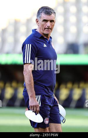 Athènes, Grèce. 28 mai 2024. Jose Luis Mendilibar, entraîneur-chef de l'Olympiacos FC, assiste à une séance d'entraînement la veille du match de finale de la Conference League 2023/2024 entre l'Olympiacos FC et l'ACF Fiorentina au stade AEK Arena à Athènes (Grèce), le 28 mai 2024. Crédit : Insidefoto di andrea staccioli/Alamy Live News Banque D'Images