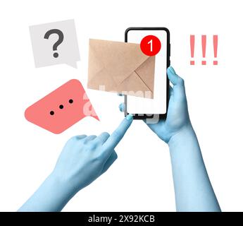 Message, collage artistique créatif. Femme utilisant le téléphone, l'enveloppe et les bulles de parole sur fond blanc Banque D'Images