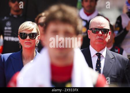 Le Prince Albert II est le souverain de la Principauté de Monaco et le chef de la Maison princière de Grimaldi, et la Princesse de Monaco Charlene Lynette lors du Grand Prix de formule 1 de Monaco 2024, 8ème manche du Championnat du monde de formule 1 2024 du 23 au 26 mai 2024 sur le circuit de Monaco, à Monaco Banque D'Images