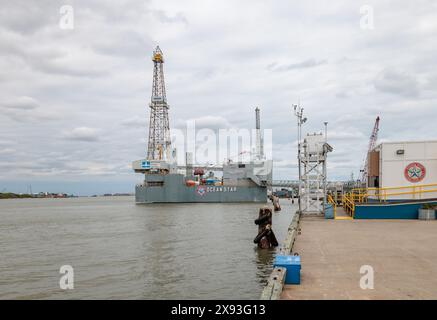 Ocean Star Offshore Drilling Rig and Museum dans le canal de Galveston à Galveston, Texas Banque D'Images