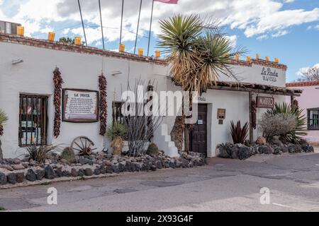 Style territorial architecture en brique adobe du bâtiment du restaurant la Posta de la Mesilla à Mesilla, Nouveau-Mexique Banque D'Images