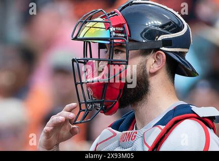 Baltimore, États-Unis. 28 mai 2024. BALTIMORE, MD - MAI 28 : Connor Wong (12 ans), attrapeur des Boston Red Sox, lors d'un match MLB entre les Orioles de Baltimore et les Red Sox de Boston, le 28 mai 2024, à Orioles Park à Camden Yards, à Baltimore, Maryland. (Photo de Tony Quinn/SipaUSA) crédit : Sipa USA/Alamy Live News Banque D'Images