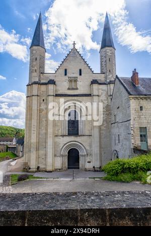 Chevet de l'église de l'abbaye de Fontevraud, Abbaye royale de Fontevraud, dans le Maine-et-Loire, Pays de la Loire, France Banque D'Images