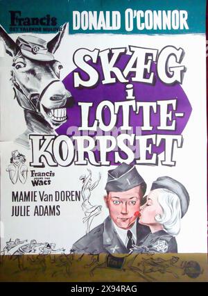 FRANCIS REJOINT LE WACS - affiche de cinéma allemand vintage Banque D'Images