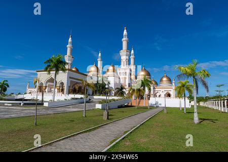 Sultan Hassanal Bolkiah Masjid, ville de Cotabato, région autonome de Bangsamoro dans le Mindanao musulman, Philippines, Asie du Sud-est, Asie Banque D'Images