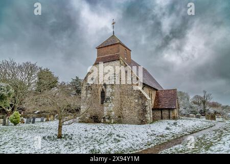 L'église de Marie la Vierge un jour d'hiver, Friston, East Sussex, Angleterre, Royaume-Uni, Europe Banque D'Images