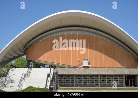 Maison des cultures du monde, John-Foster-Dulles-Allee, Tiergarten, Berlin, Allemagne, Haus der Kulturen der Welt, John-Foster-Dulles-Allee, Tiergarten, Berl Banque D'Images