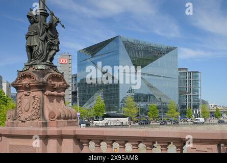 Immeuble de bureaux Cube, Moltkebrücke, Washingtonplatz, Gare centrale, Moabit, Mitte, Berlin, Allemagne, Bürohaus Cube, Moltkebrücke, Washingtonplatz, Ha Banque D'Images