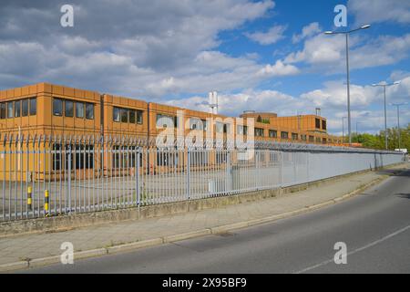 Anciens bâtiments fonctionnels à l'aéroport de Tegel, Reinickendorf, Berlin, Allemagne, ehemalige Funktionsgebäude am Flughafen Tegel, Reinickendorf, Berlin, de Banque D'Images