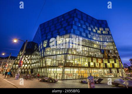 Bibliothèque universitaire, Université Albert Ludwig, University Square, Freiburg im Breisgau, Bade-Württemberg, Allemagne, Universitätsbibliothek, Albert-Ludw Banque D'Images