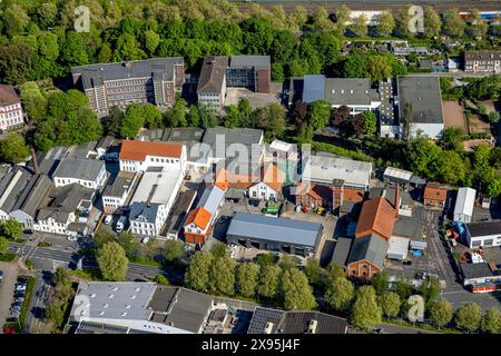 Luftbild, HFS Hagener Feinblech Service GmbH Im Lindenthal, Christian-Rohlfs-Gymnasium, Gem. Grundschule Geweke, FESH Grundschule - Freie evangelische Schule Hagen, Stahlkontor Preußer Straße, Haspe, Hagen, Ruhrgebiet, Nordrhein-Westfalen, Deutschland ACHTUNGxMINDESTHONORARx60xEURO *** vue aérienne, HFS Hagener Feinblech Service GmbH IM Lindenthal, Christian Rohlfs Gymnasium, Gem Grundschule Geweke, FESH Grundschule Freie evangelische Schule Hagen, Stahlkontor Preußer Straße, Haspe, Hagen, Ruhrgebiet, Nordrhein Westfalen, Allemagne ACHTUNGxMINDESTHONORARx60xEURO Banque D'Images