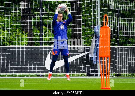 Zeist, pays-Bas. 29 mai 2024. ZEIST, PAYS-BAS - MAI 29 : le gardien de but Nick Olij lors d'une séance d'entraînement de l'équipe néerlandaise de football masculin avant l'EURO 2024 sur le campus KNVB le 29 mai 2024 à Zeist, pays-Bas. (Photo de René Nijhuis/Orange Pictures) crédit : Orange pics BV/Alamy Live News Banque D'Images