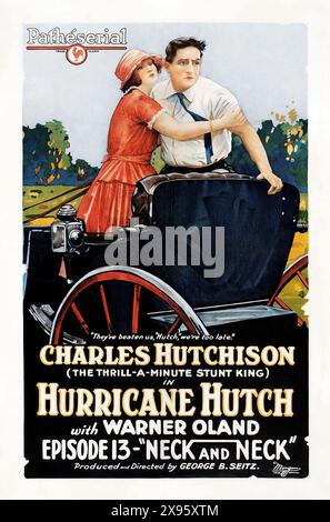 Ouragan Hutch, Warner Oland (Pathe', 1921). Chapitre 13 'cou et cou'. Charles Hutchison - affiche de film vintage Banque D'Images