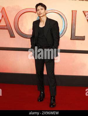 Manny Jacinto assiste à la première britannique de 'The Acolyte' qui s'est tenue à l'Odeon luxe, Leicester Square, Londres. Banque D'Images