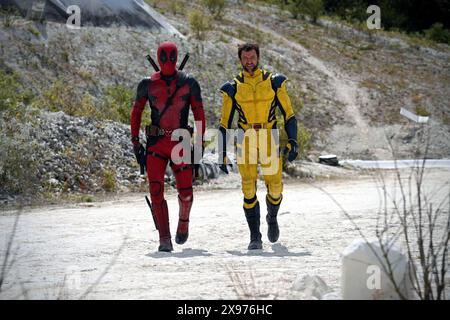 Deadpool and Wolverine est publié en 2024. Cette photographie est réservée à un usage éditorial et est protégée par les droits d'auteur de la société cinématographique et/ou du photographe désigné par la société cinématographique ou de production et ne peut être reproduite que par des publications dans le cadre de la promotion du film ci-dessus. Un crédit obligatoire à la société cinématographique est requis. Le photographe doit également être crédité lorsqu'il est connu. Banque D'Images