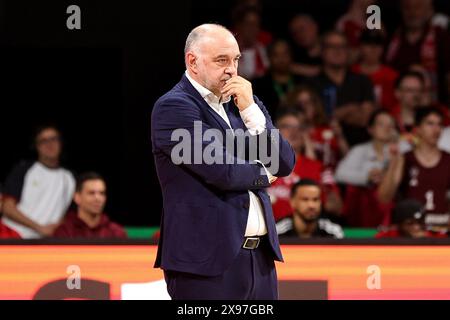 Pablo Laso (Bayern Basketball, Cheftrainer) waehrend dem Spiel. GER, FC Bayern Basketball v. Wuerzburg Baskets, Basketball, 1.Bundesliga, saison 2023/2024, Halbfinale Spiel 1, 29.05.2024, Foto : Eibner-Pressefoto/Marcel Engelbrecht Banque D'Images