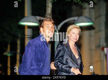 6 mars 2008 - PATRICKSWAYZERETRO. PATRICK SWAYZE ÉPOUSE LISA NIEMI.L66050JKEL.OUVERTURE DE LA PLANÈTE HOLLYWOOD À WASHINGTON D.C. 10-03-. JAMES KELLY- PHOTOS(crédit image : © James M. Kelly/ZUMA Wire) USAGE ÉDITORIAL SEULEMENT! Non destiné à UN USAGE commercial ! Banque D'Images