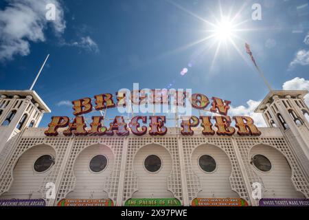 Brighton, le 27 mai 2024 : depuis cette semaine, Brighton’s Palace Pier facturera 1 £ de frais d’entrée par personne pour la première fois depuis 1984. Admission wil Banque D'Images