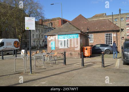 Princes Pantry Cafe et Sandwich Shop. Prince Street, Bristol, Angleterre, Royaume-Uni. Banque D'Images