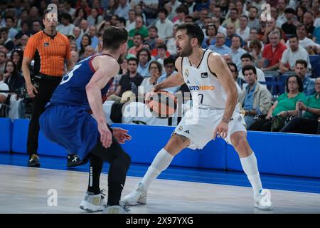 Madrid, Espagne. 29 mai 2024. Facundo Campazzo du Real Madrid l lors du match de demi-finale de la Ligue espagnole Liga ACB, entre le Real Madrid et le FC Barcelone à Wizink le 29 mai 2024 à Madrid, Espagne. (Photo par Oscar Gonzalez/Sipa USA) crédit : Sipa USA/Alamy Live News Banque D'Images