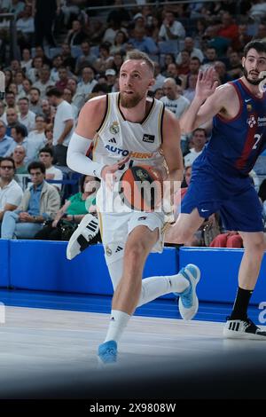Madrid, Espagne. 29 mai 2024. Dzanan Musa du Real Madrid l lors du match de demi-finale de la Ligue espagnole Liga ACB, entre le Real Madrid et le FC Barcelone à Wizink le 29 mai 2024 à Madrid, Espagne. (Photo par Oscar Gonzalez/Sipa USA) crédit : Sipa USA/Alamy Live News Banque D'Images