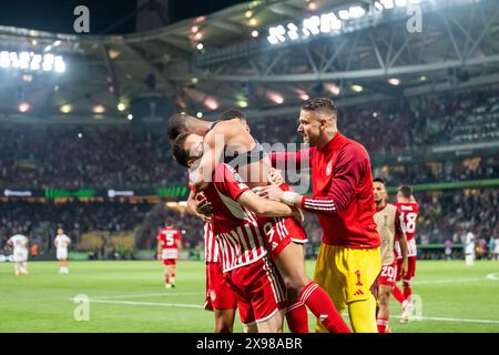 Athènes, Grèce. 29 mai 2024. Ayoub El Kaabi (9 ans) de l'Olympiacos marque pour 1-0 la finale de l'UEFA Conference League entre l'Olympiacos et la Fiorentina à l'OPAP Arena d'Athènes. Crédit : Gonzales photo/Alamy Live News Banque D'Images