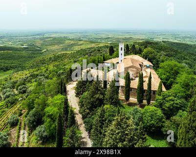 Monastère d'Ardenica d'un drone, Lushnje, Albanie Banque D'Images