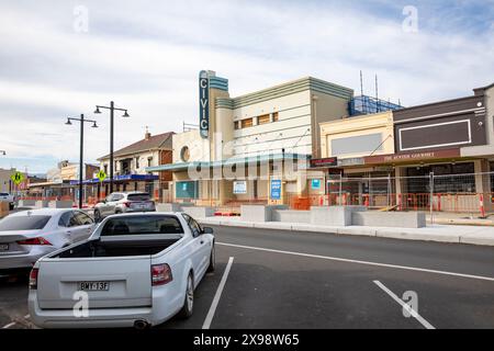 Centre-ville de Scone dans la région de Nouvelle-Galles du Sud, le bâtiment du théâtre Scone Civic est un bâtiment classé au patrimoine dans le centre-ville, NSW, Australie, Banque D'Images