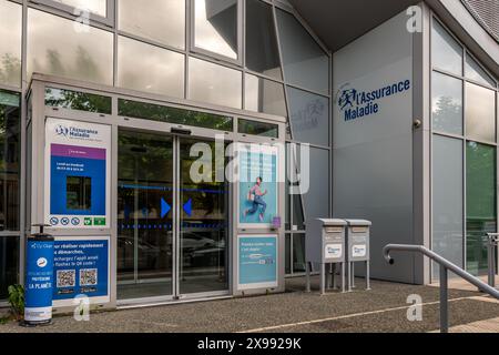 Entrée principale d'un bureau local de l'assurance maladie française (assurance maladie), la branche santé de la sécurité sociale en France Banque D'Images