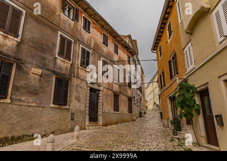 La ville des amoureux, les rues étroites et colorées de Rovinj Croatie Banque D'Images