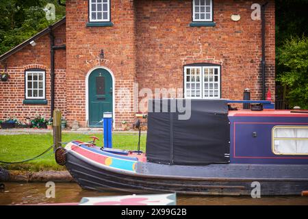 Nantwich market Town dans le Cheshire East dans le Cheshire, Angleterre. Nantwich Marina sur le Shropshire Union canal Banque D'Images