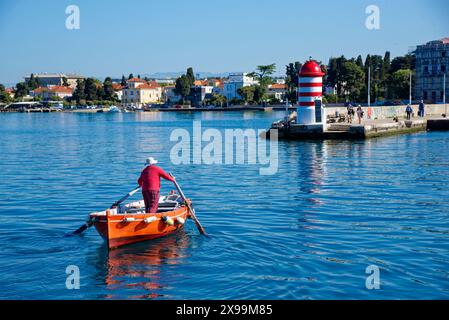 le port de Zadar sur la cote Dalmate en croisée Banque D'Images